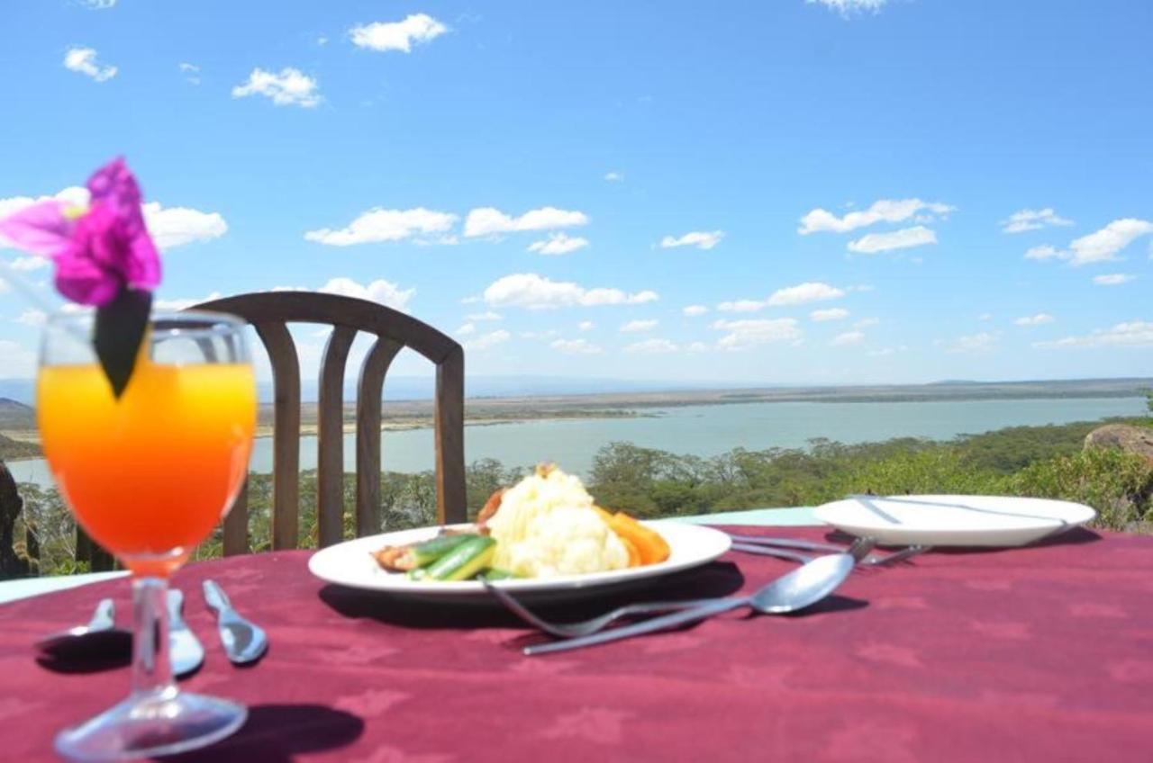 Jacaranda Elementaita Lodge *
