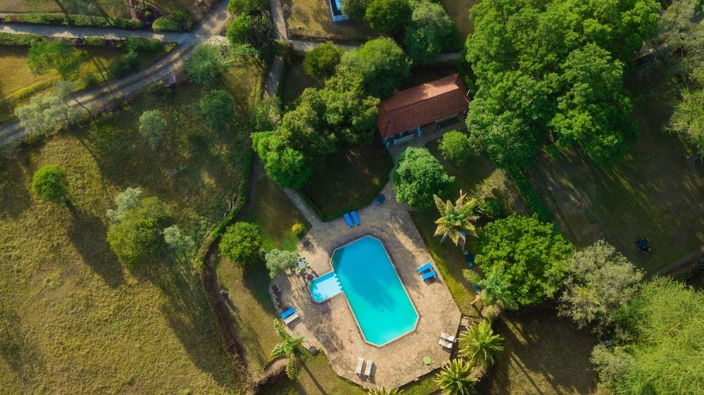 Jacaranda Elementaita Lodge Gilgil